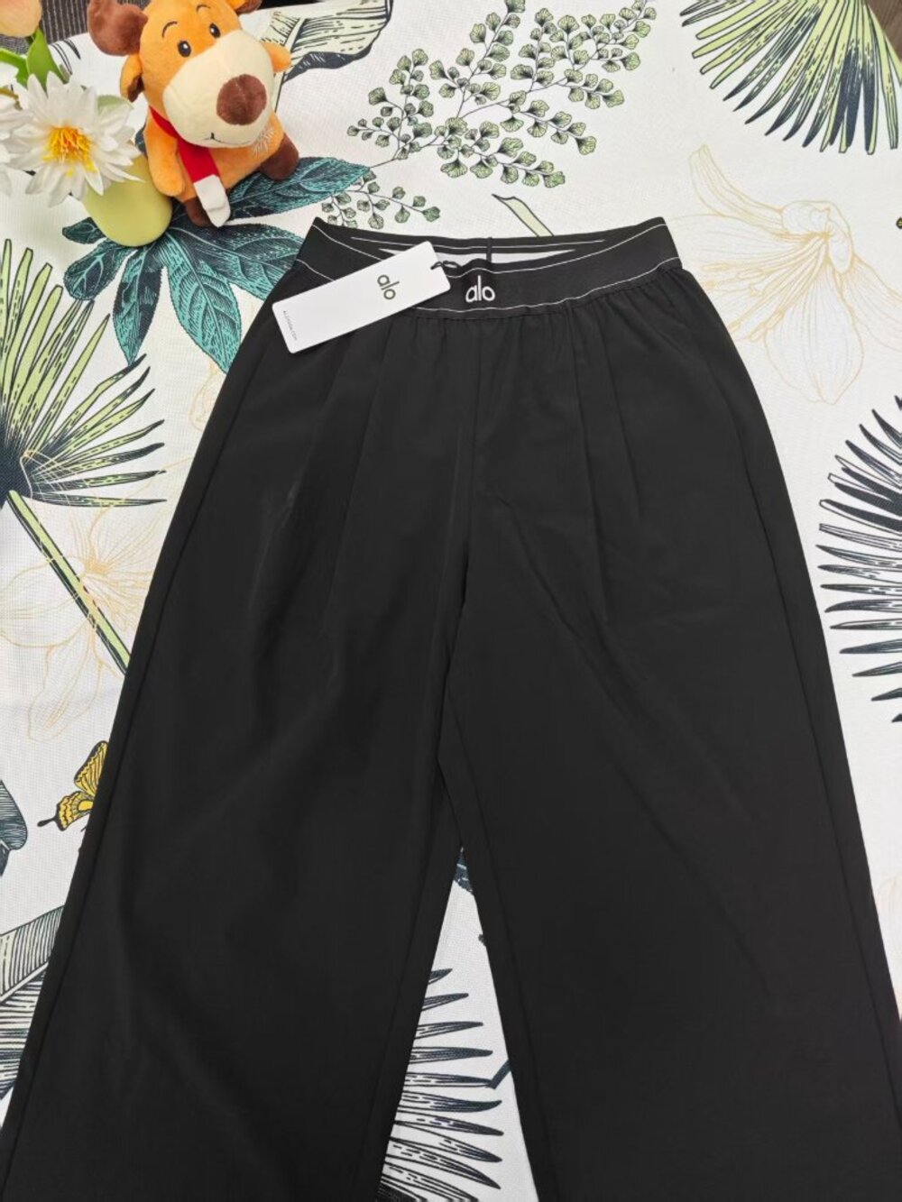 ALO Yoga Suit Up Trouser Black | Regular 30 inches 🍻Brand New S-M - Picture 3 of 8